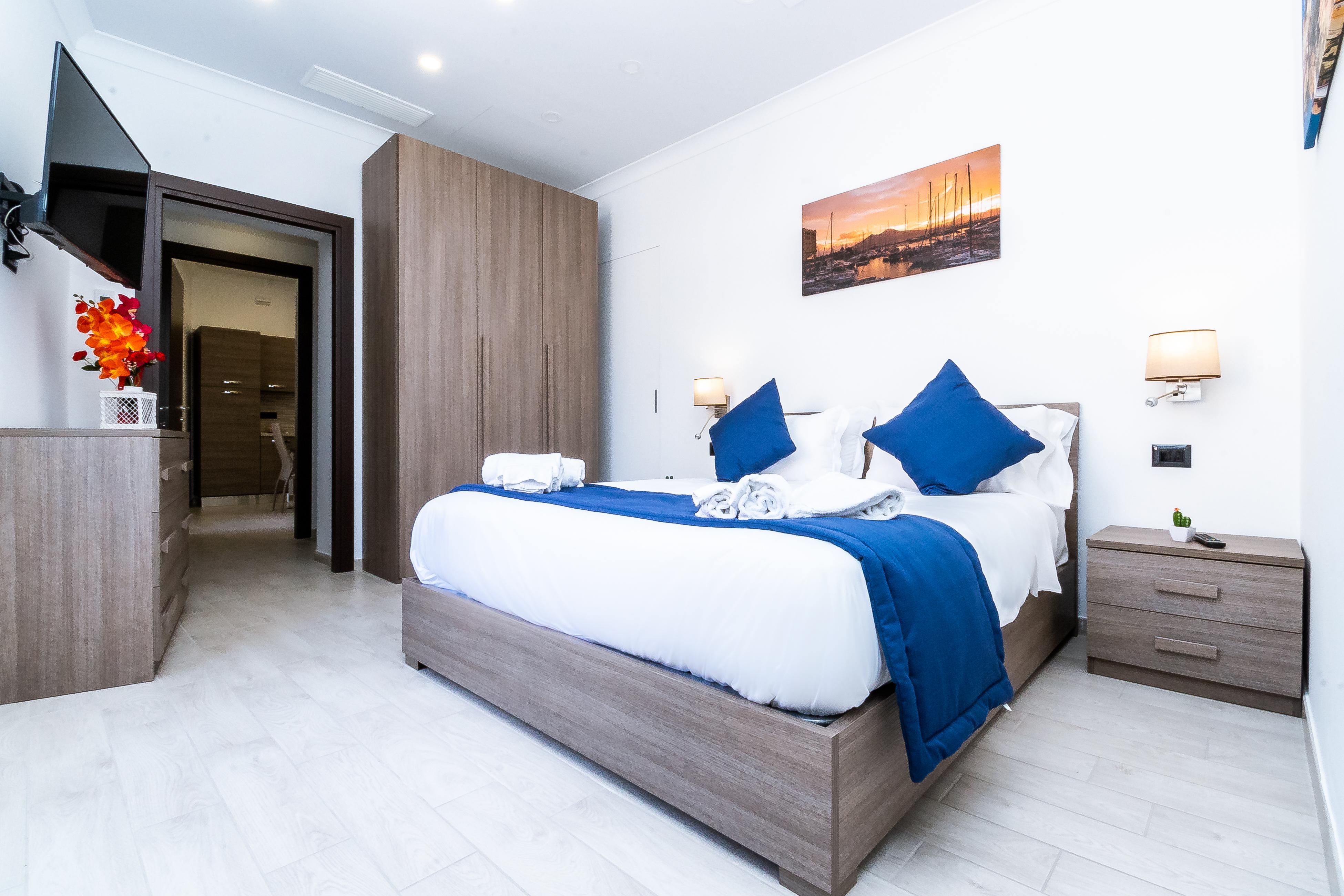 Palazzo Settembrini 49 Aparthotel 3*